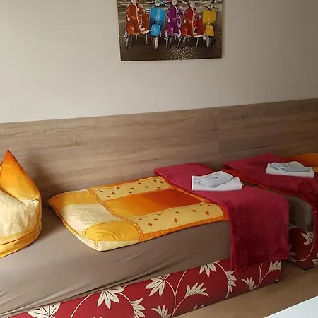 Rahnsdorf Am Mueggelsee Guest house 3*